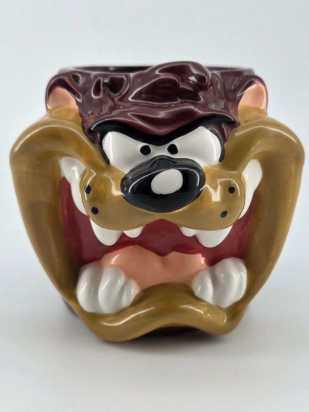 2018 Silver Buffalo Tazmanian Devil Looney Tunes 24oz Sculpted Mug